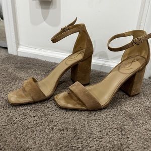 Sam Edelman Daniella Block Heel Sandals in Oatmeal Suede
